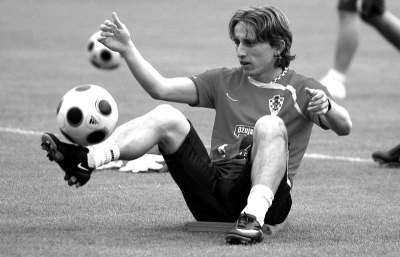 九州盛世经典再现 《传奇3》周年庆新区今日公测