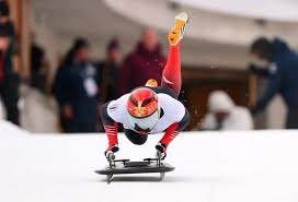 斗地主不是只看炸弹（斗地主靠的不只是炸弹）