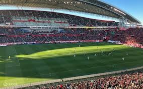 记者：泰山不会放弃成绩搞年轻化，韩鹏明年是否执教还没定