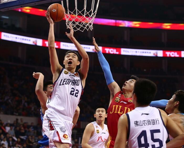 凭借德阿龙 凭借德阿龙